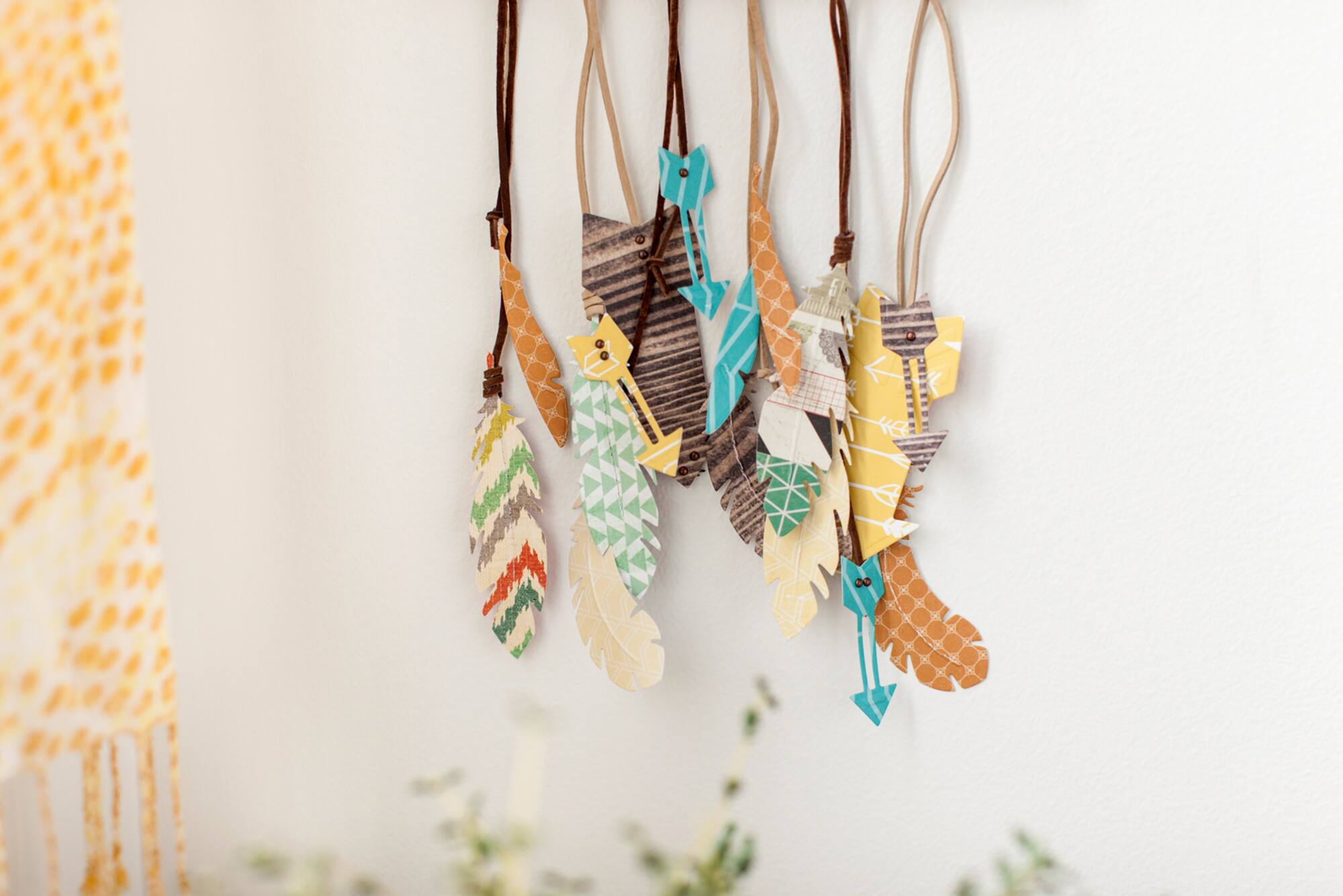 Cuttlebug® Die Set Feathers & Arrows